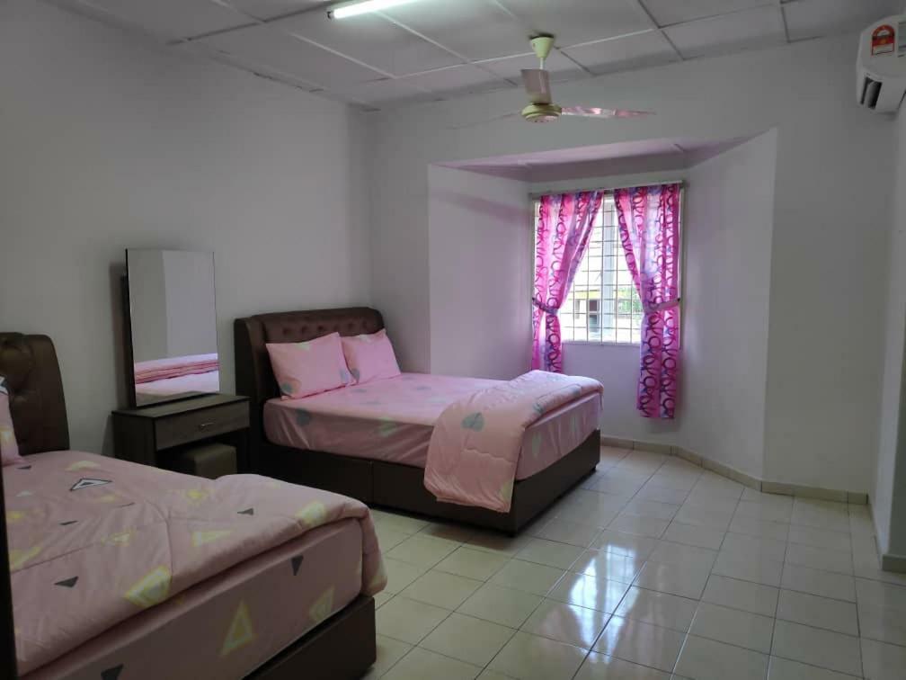 Homestay Pd Порт-Диксон Экстерьер фото
